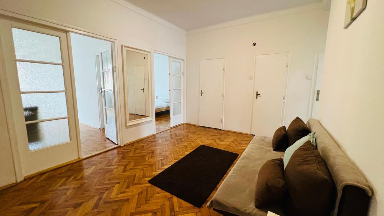 Apartament Cosy Flat In The Heart Of Praga Zewnętrze zdjęcie